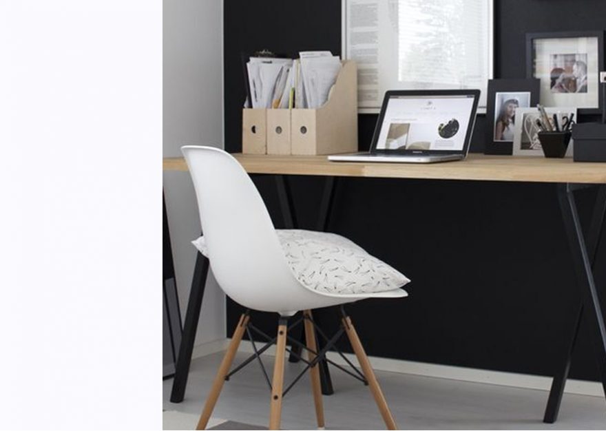 about-us-home-img-880x626-1 about-us-home-img-880x626-1